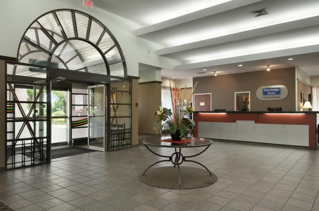 Travelodge Hotel By Wyndham Vancouver Airport Richmond Esterno foto