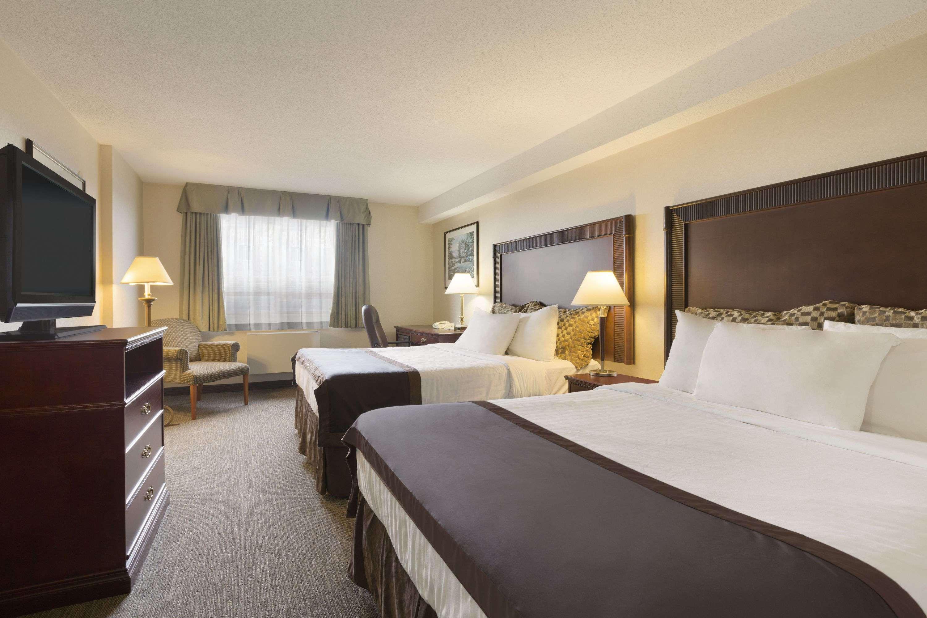 Travelodge Hotel By Wyndham Vancouver Airport Richmond Esterno foto