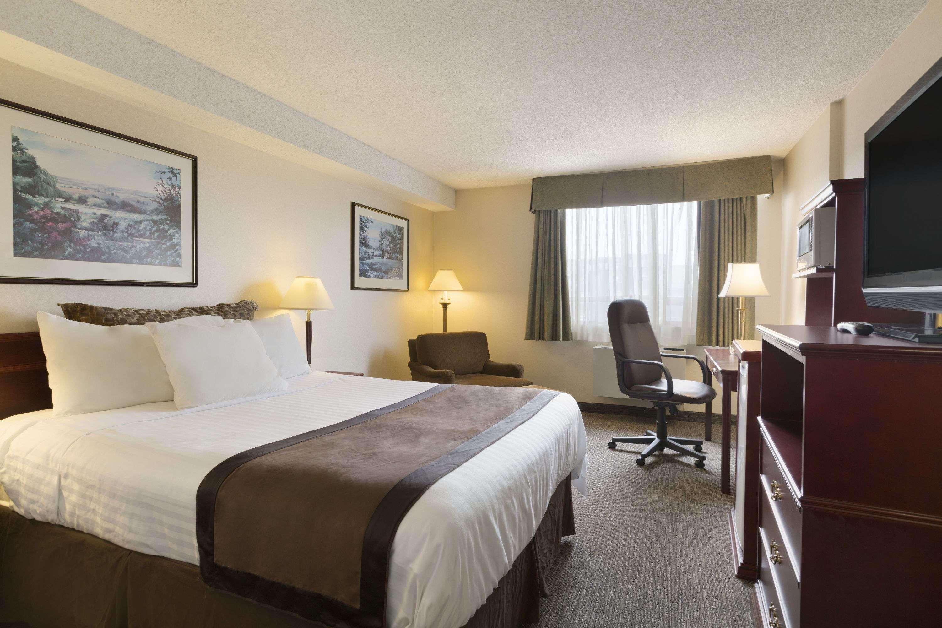 Travelodge Hotel By Wyndham Vancouver Airport Richmond Esterno foto